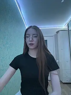 Eseniya  online show from March 3, 2026, 12:33 pm