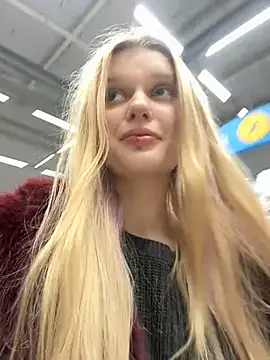 Snapshot of ann_ewu chatting on January 13, 2026, 3:06 pm ann ewu online show from January 13, 2026, 3:06 pm