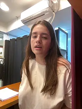 Snapshot of lele202526 chatting on March 31, 2026, 6:08 pm lele202526 online show from March 31, 2026, 6:08 pm