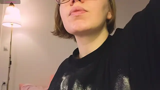 Snapshot of starsonthesky chatting on January 13, 2026, 5:35 am starsonthesky online show from January 13, 2026, 5:35 am