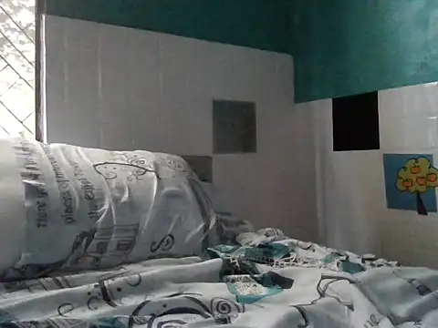 bigdick211292 online show from April 13, 2026, 5:51 pm