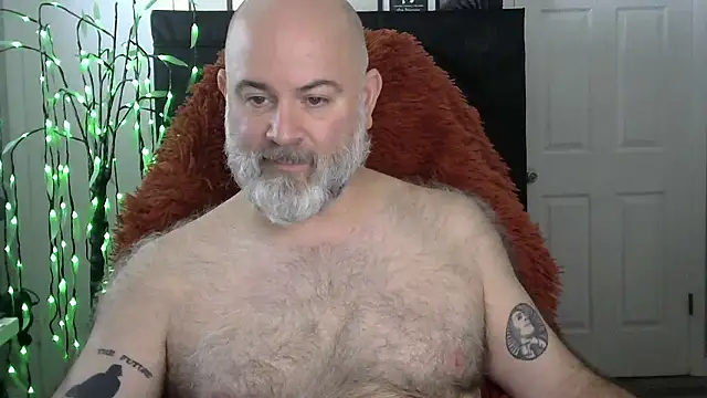 Snapshot of XJJ77x chatting on January 6, 2026, 4:32 pm XJJ77x online show from January 6, 2026, 4:32 pm