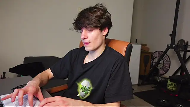 Snapshot of Daniel_Shawnn chatting on January 12, 2026, 2:11 pm Daniel Shawnn online show from January 12, 2026, 2:11 pm