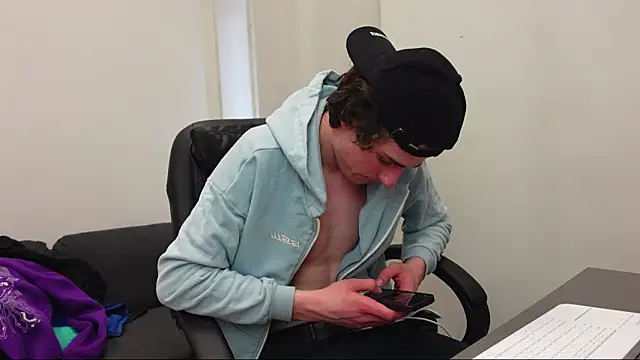 Daniel Shawnn online show from April 3, 2026, 12:47 pm