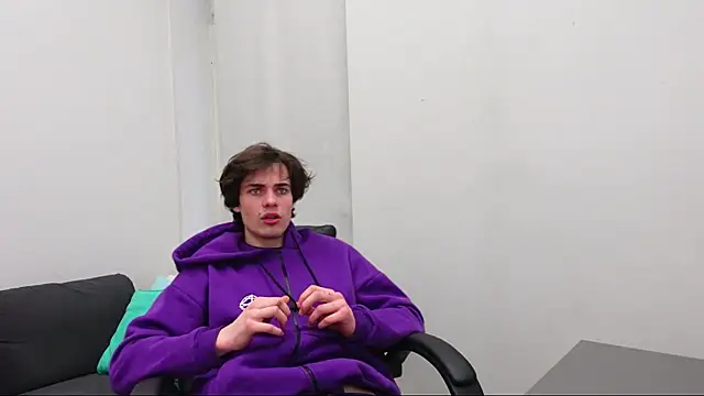 Daniel Shawnn online show from April 7, 2026, 4:51 pm