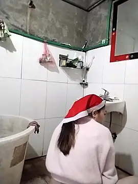 Lovephay8x online show from February 12, 2026, 12:33 pm