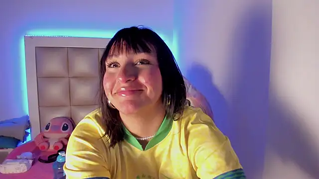 Snapshot of raven_js chatting on January 5, 2026, 8:23 pm raven js online show from January 5, 2026, 8:23 pm