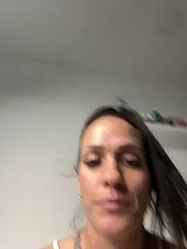 donatella07 online show from February 4, 2026, 2:39 am