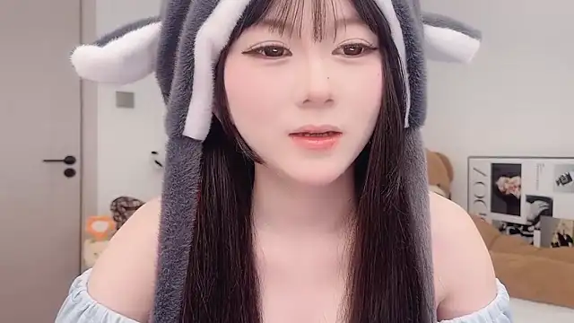 lnua-lnua online show from February 5, 2026, 2:27 am