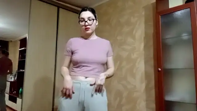 EvonTabb online show from February 19, 2026, 2:24 pm