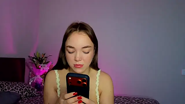 ChrissBerry online show from April 1, 2026, 2:34 am