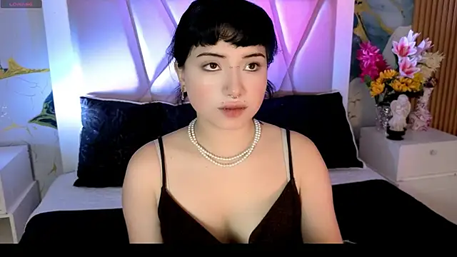 Snapshot of Sienna_Desiree chatting on April 27, 2026, 12:36 pm Sienna Desiree online show from April 27, 2026, 12:36 pm