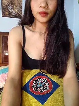 cumbaby003 online show from May 5, 2026, 9:39 am