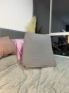 Talia Foxx online show from April 8, 2026, 11:48 pm