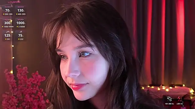 Snapshot of KiraYukimura chatting on March 21, 2026, 8:19 am KiraYukimura online show from March 21, 2026, 8:19 am