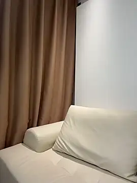 ZJbaby online show from February 6, 2026, 3:04 pm