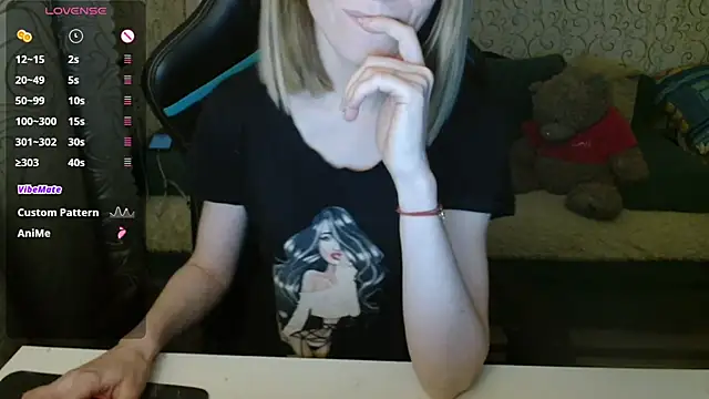 Snapshot of -Milamanka- chatting on February 10, 2026, 3:38 pm -Milamanka- online show from February 10, 2026, 3:38 pm