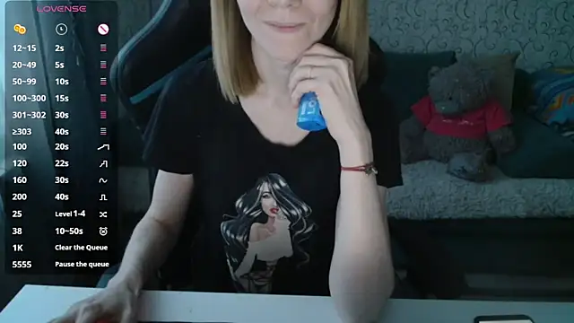 Snapshot of -Milamanka- chatting on February 22, 2026, 2:48 pm -Milamanka- online show from February 22, 2026, 2:48 pm