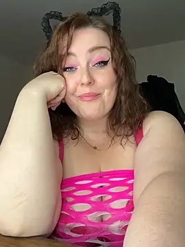 KittyCreamKisses online show from April 22, 2026, 10:17 am