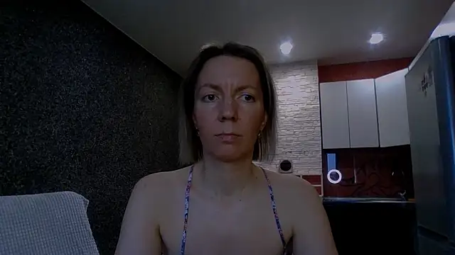 Snapshot of Amanda_Luxe chatting on February 3, 2026, 3:04 am Amanda Luxe online show from February 3, 2026, 3:04 am