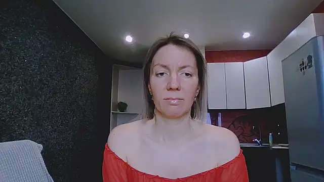 Snapshot of Amanda_Luxe chatting on February 25, 2026, 3:05 am Amanda Luxe online show from February 25, 2026, 3:05 am