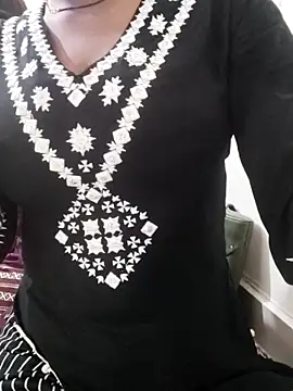 Asnoor khan online show from February 20, 2026, 4:42 am