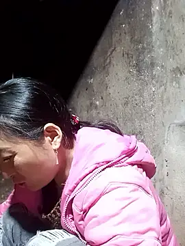 Snapshot of muamua99 chatting on January 15, 2026, 2:49 am muamua99 online show from January 15, 2026, 2:49 am