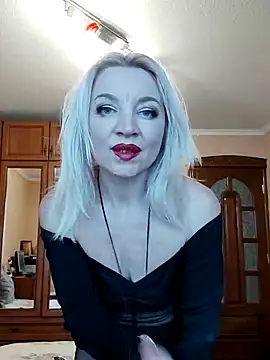 Snapshot of MiraStar984 chatting on February 13, 2026, 1:51 pm MiraStar984 online show from February 13, 2026, 1:51 pm