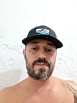 Johnnyhotlatmale online show from January 16, 2026, 12:14 am