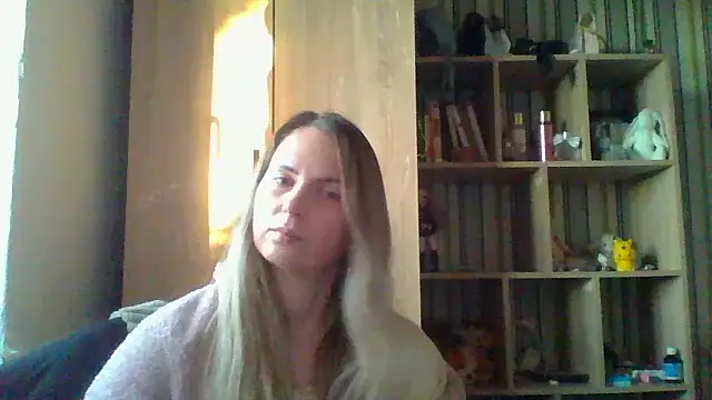 Snapshot of VikiLove765 chatting on February 14, 2026, 2:36 pm VikiLove765 online show from February 14, 2026, 2:36 pm