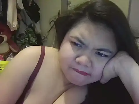 Allie 143 online show from January 15, 2026, 9:14 am