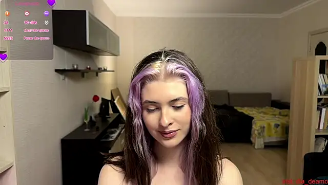 Snapshot of Dia_DeAmas chatting on April 16, 2026, 9:39 pm Dia DeAmas online show from April 16, 2026, 9:39 pm
