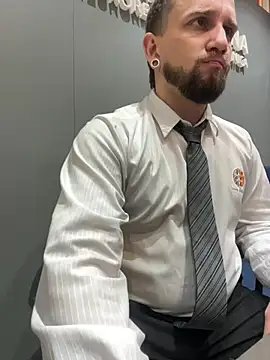 Chubandchaser online show from January 9, 2026, 8:10 pm