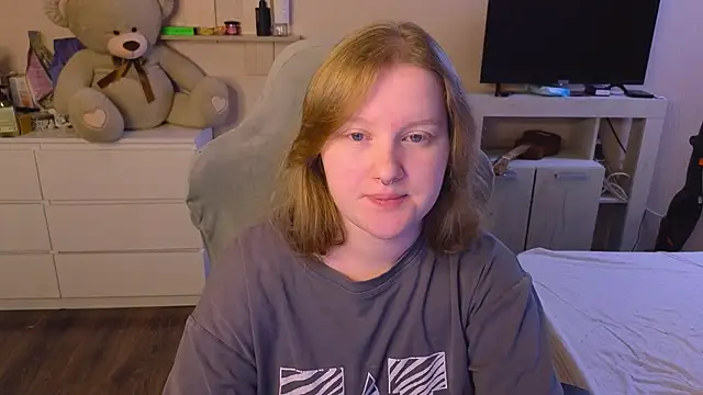 Ol1via online show from April 2, 2026, 1:58 am