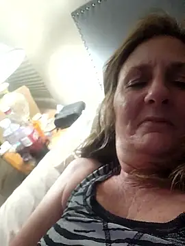 HotAzMilf online show from January 14, 2026, 9:04 am