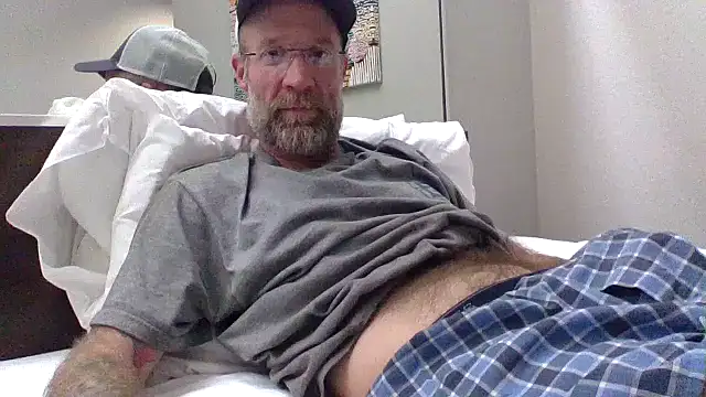 Snapshot of tittycum3636 chatting on February 9, 2026, 4:05 am tittycum3636 online show from February 9, 2026, 4:05 am