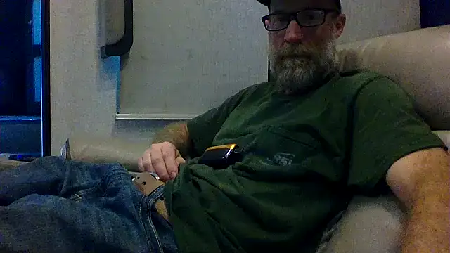 Snapshot of tittycum3636 chatting on March 13, 2026, 8:15 pm tittycum3636 online show from March 13, 2026, 8:15 pm