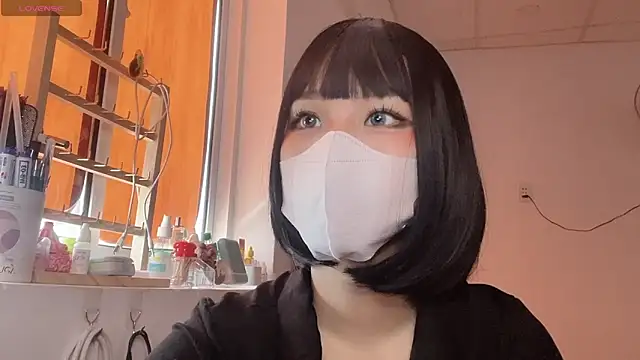 Snapshot of Tieu-May chatting on February 13, 2026, 6:42 am Tieu-May online show from February 13, 2026, 6:42 am