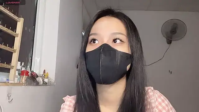 Snapshot of Tieu-May chatting on February 27, 2026, 7:30 am Tieu-May online show from February 27, 2026, 7:30 am