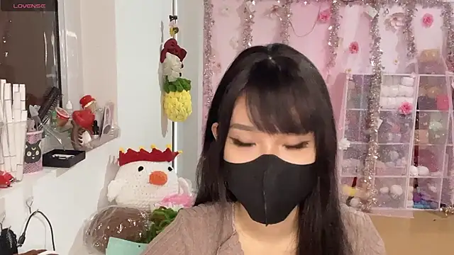 Tieu-May online show from March 13, 2026, 7:59 am