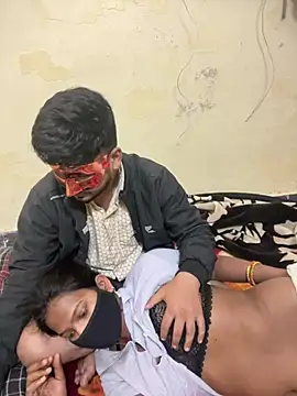 Snapshot of A-POOJA_RANI chatting on February 4, 2026, 2:28 am A-POOJA RANI online show from February 4, 2026, 2:28 am