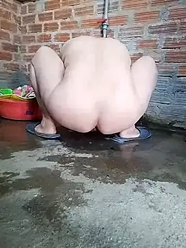 Snapshot of RinaPink chatting on February 1, 2026, 4:11 am RinaPink online show from February 1, 2026, 4:11 am