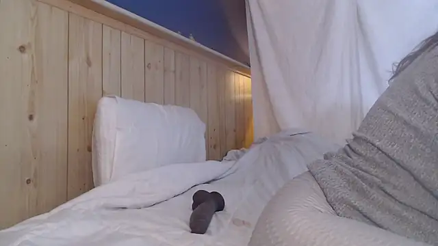 saraswirls69xh online show from March 11, 2026, 4:24 pm