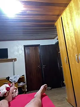 jeanramon01 online show from February 9, 2026, 7:12 am