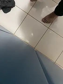 jeanramon01 online show from February 23, 2026, 4:10 am