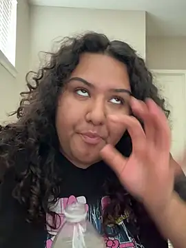 Angeliccreamyrican online show from February 11, 2026, 6:57 pm