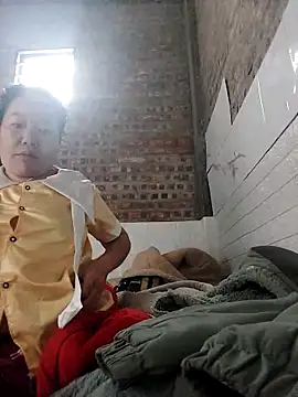 donaaa2 online show from February 14, 2026, 1:46 am