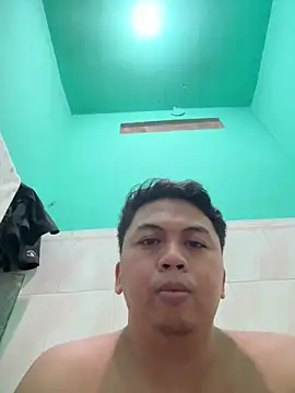 uyyumm online show from January 7, 2026, 12:29 pm