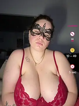 cherrylust12 online show from June 18, 2026, 12:33 am