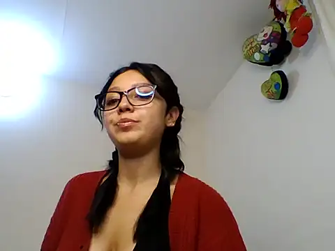 persefxne online show from February 12, 2026, 2:28 am